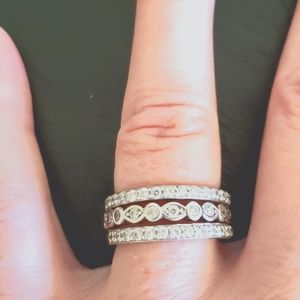 Triple ring set